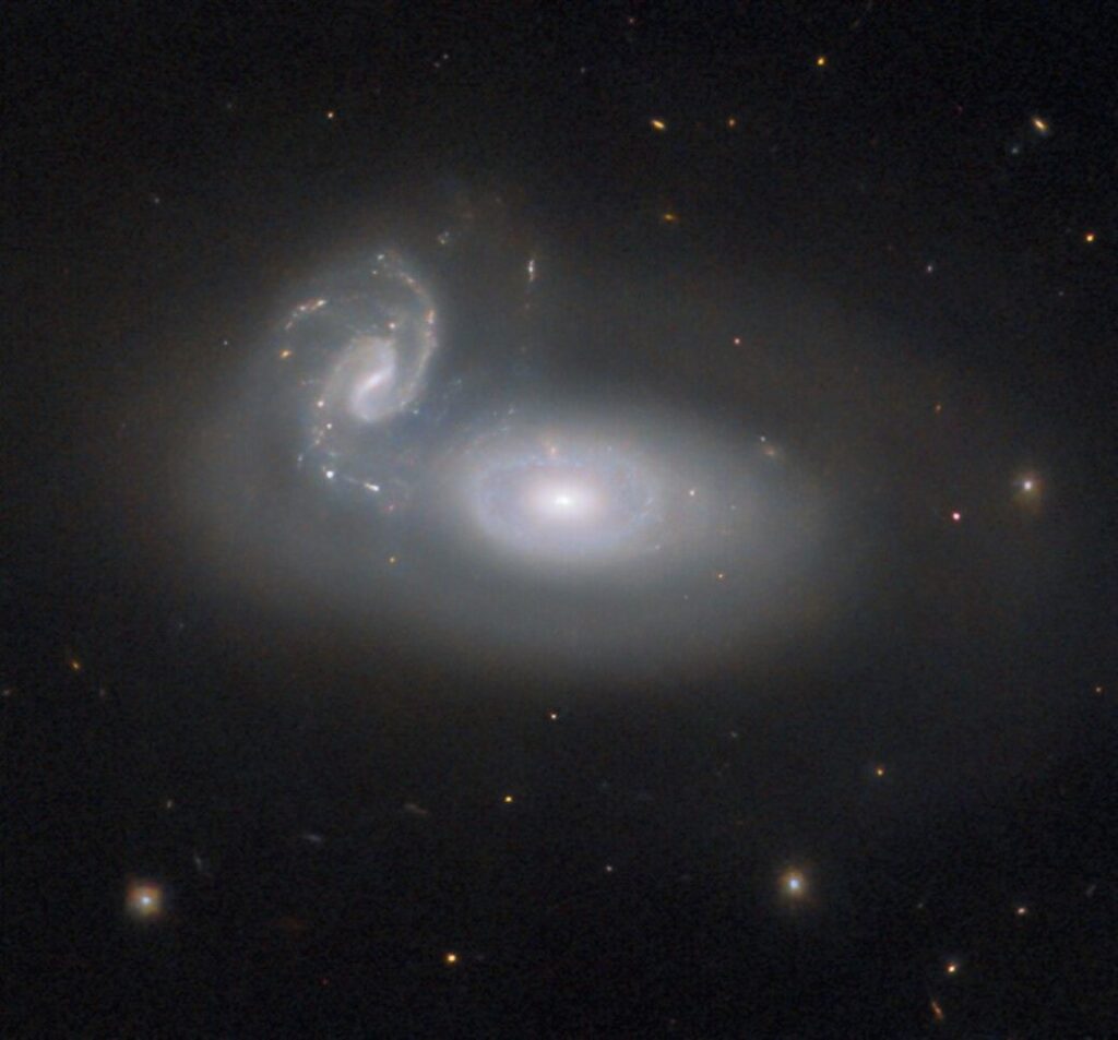 Hubble 20mcg05 31 045 Potw2446a.jpg