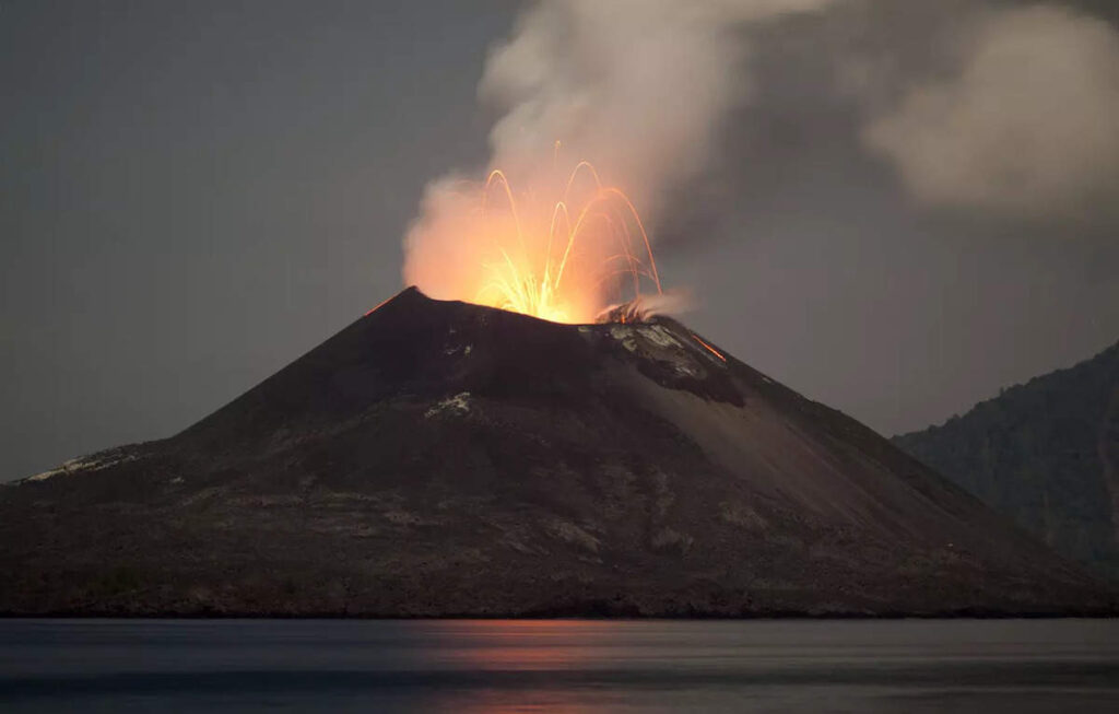 Indigo Air India Cancel Flights To Bali Following Volcanic Eruption.jpg