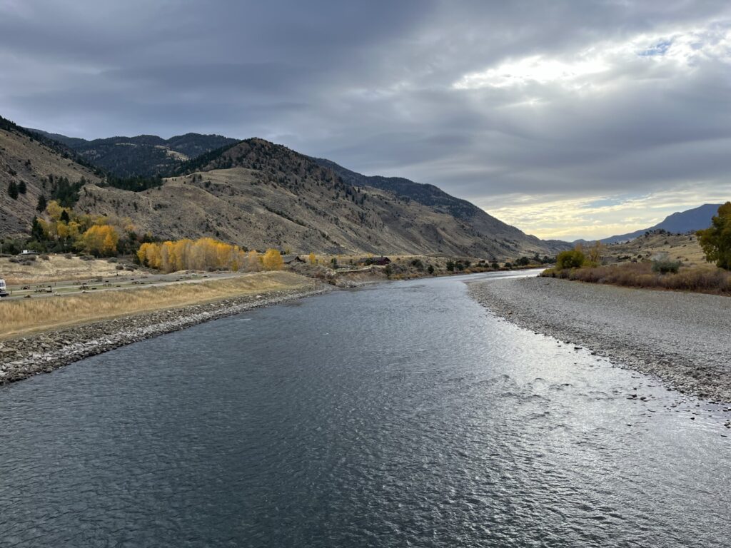 1 Yellowstone River.jpg