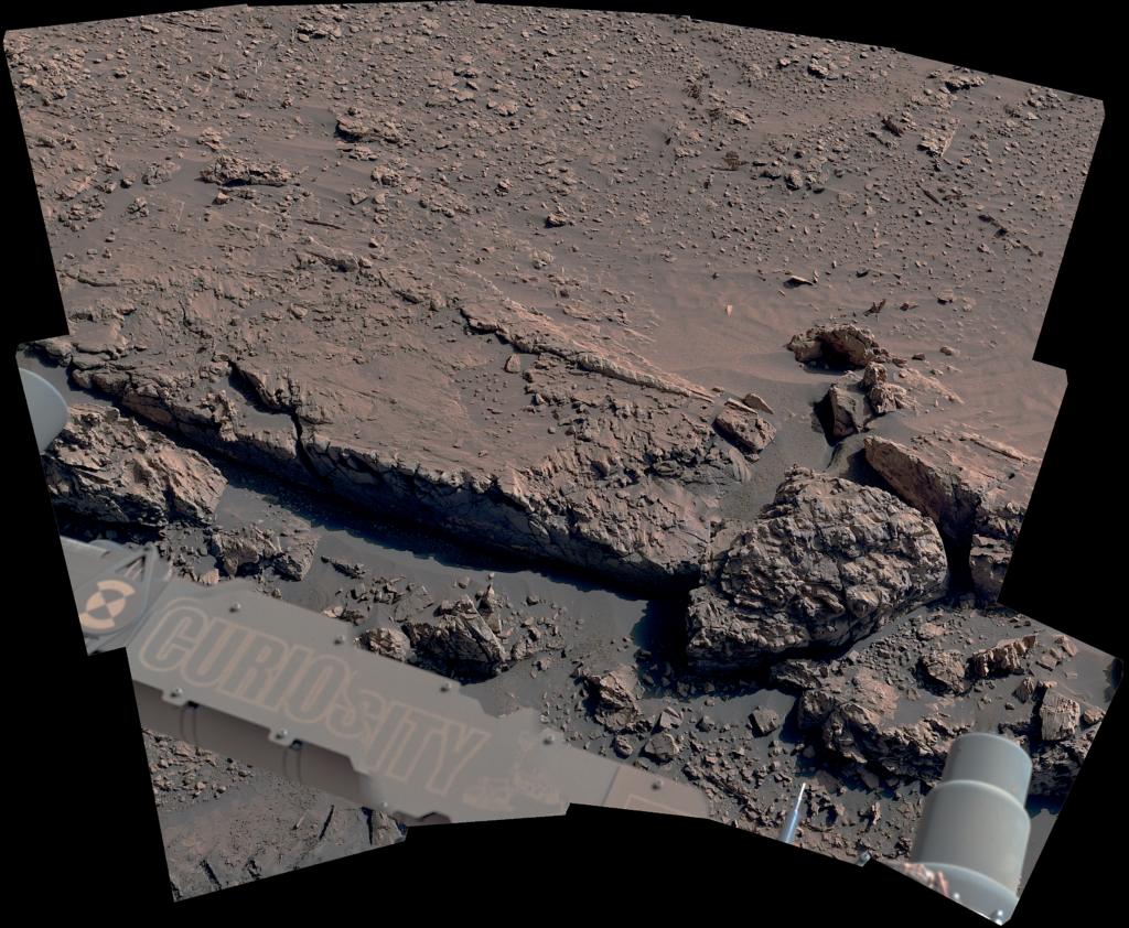 E2 Pia26558 Curiosity Views A Fractured Boxwork Ridge Up Close.png